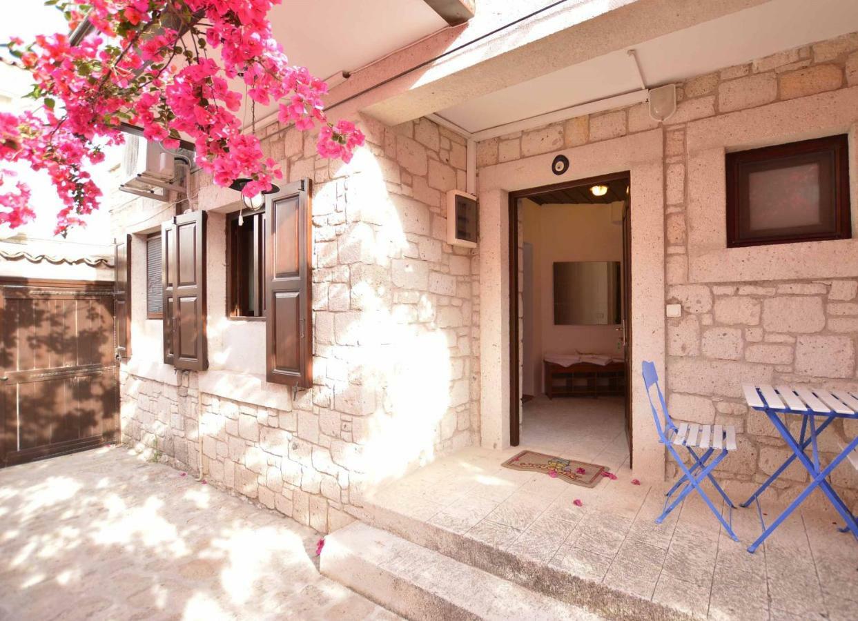 Alayaz B&B
